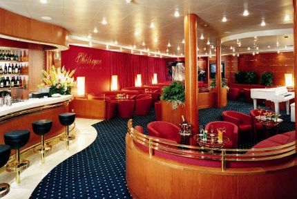 Excellent - GNV Grandi Navi Veloci - Informations sur le bateau - Horaire